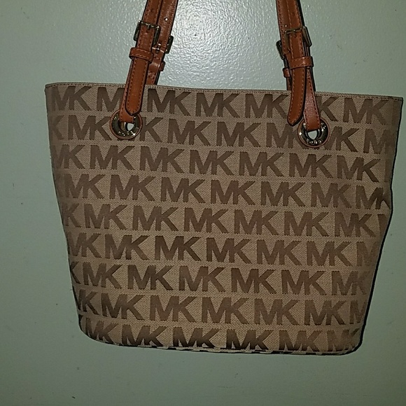 michael kor tote bags